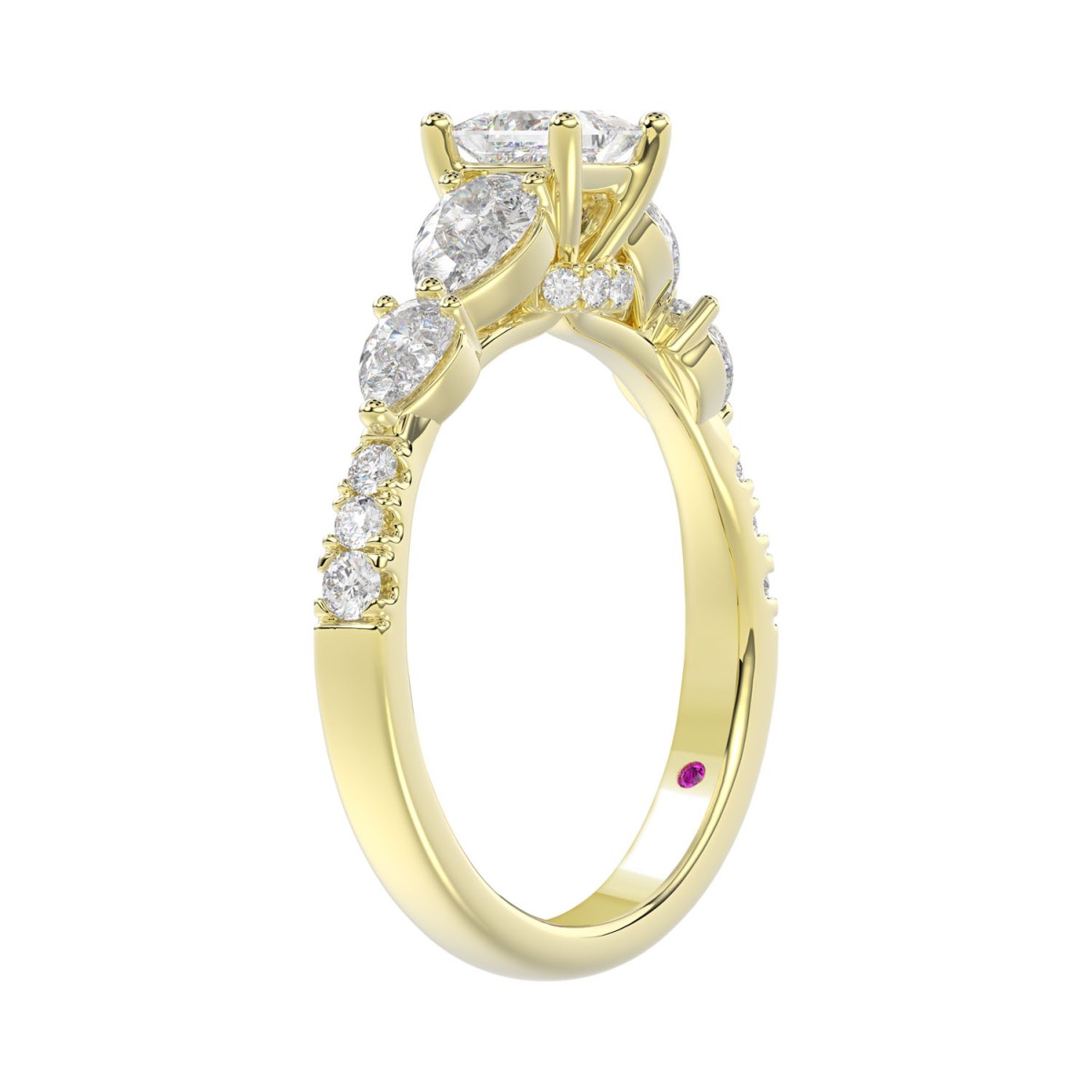 18K YELLOW GOLD 1 1/4CT ROUND/PEAR/PRINCESS DIAMOND LADIES RING (CENTER STONE PRINCESS DIAMOND 1/2CT)