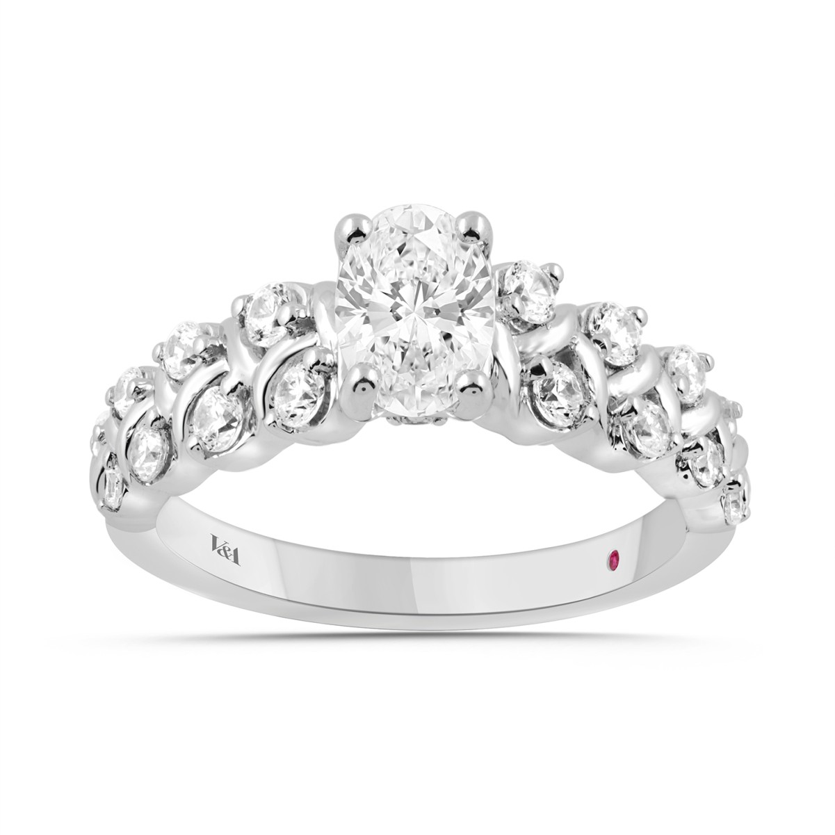 18K WHITE GOLD 1 1/2CT ROUND/OVAL DIAMOND LADIES RING (CENTER STONE OVAL DIAMOND 1.00CT)